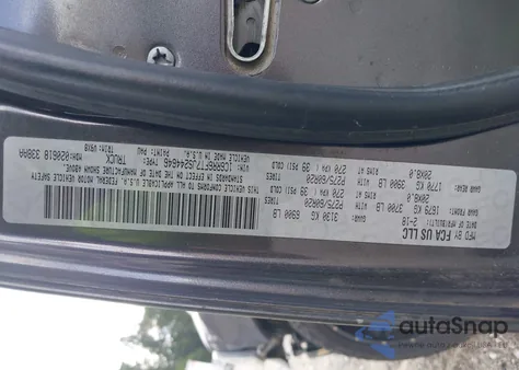 2018 Ram 1500 Express 4X2 6'4 Box z USA, uszkodzony, nr VIN 1C6RR6FT7JS244646